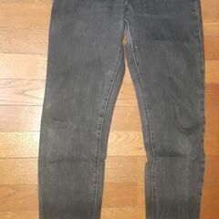 メンズEDWINの黒のジーンズです。