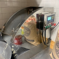 刀削麺ロボットの画像
