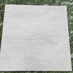 サンゲツ　フロアタイル　IS2035 8枚の画像
