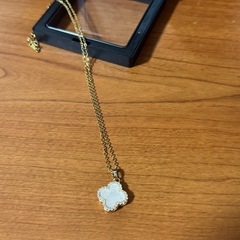 ネックレスの画像