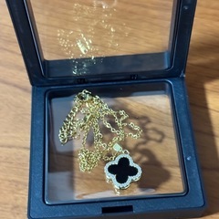 ネックレスの画像