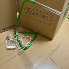 11/3まで IKEA デスクライトの画像