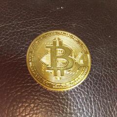 ゴールドカラービットコインレプリカメダル