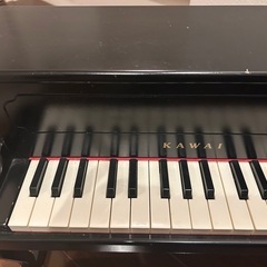 【取引中】KAWAI カワイ　アップライトピアノ　ミニピアノの画像