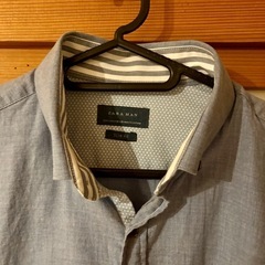 ZARA 水色 ライトブルー Yシャツ（メンズ）の画像