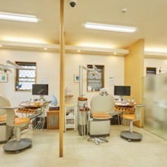 ほそい歯科クリニックで受付・歯科助手として働いて頂ける方を探しています！　パートさんも募集中の画像