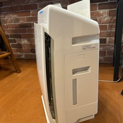 パナソニック 加湿器空気清浄機　F-VXE60の画像