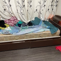 シングルベッドとマットレス
