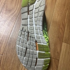 ランニングシューズの画像