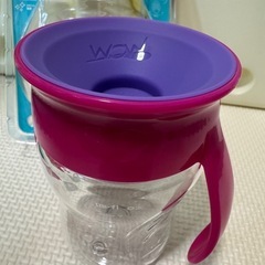 【新品に近い】WOWカップ  トレーニングマグ  コップ練習にの画像