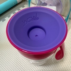 【新品に近い】WOWカップ  トレーニングマグ  コップ練習にの画像
