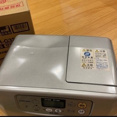 石油ファンヒーター　ストーブの画像