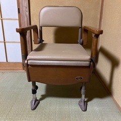 ポータブルトイレ