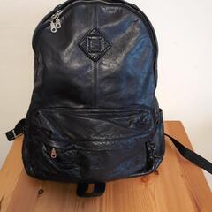 値下げ！【早い者勝ち】And  A のレザーリュック(黒)です