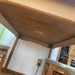 食卓テーブル(取り引き中)の画像