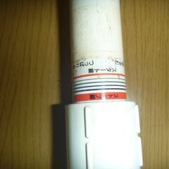 隙間家具、突っ張り棒、本棚・たんす倒壊防止突っ張り棒の3点の画像