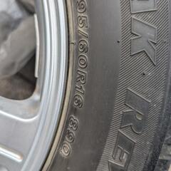 スタッドレスタイヤ ホイール付 4本セット 195/60R15の画像