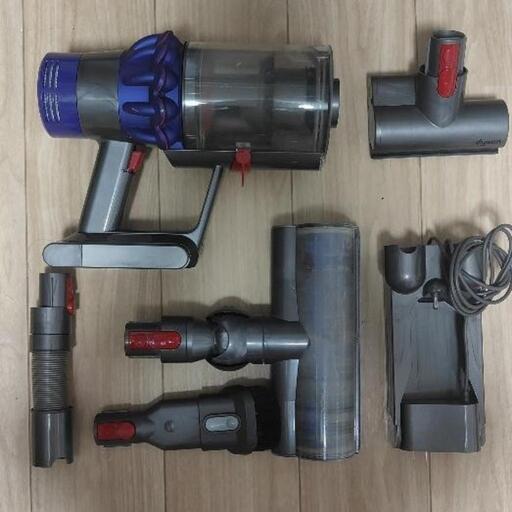 Dyson スティッククリーナー SV12 本体 + アタッチメント  ジャンク品