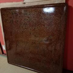 大きめのこたつ　こたつ板サイズ約９０cm四方　高さ約３５cm　の画像