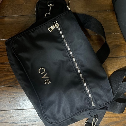 OYショルダーバッグ
