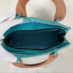 ハンドメイド素材　南国風ビーズバッグの画像