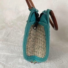 ハンドメイド素材　南国風ビーズバッグの画像