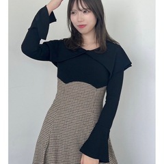 タグ付き未使用ワンピースの画像