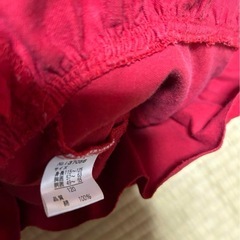 赤いベルベット調ジャンバースカート 120サイズ フリル　リボン付きの画像