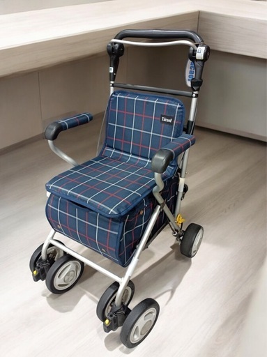 [八4941] 〈中古品〉幸和製作所　TacaoF シルバーカー　最大使用者体重 100kg 袋内載荷重12kg 持ち手高さ4段階　約81〜90㎝