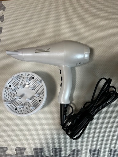 新品未使用 ドライヤー