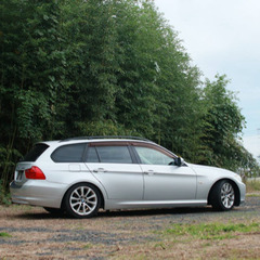 美車！BMW3シリーズ320iツーリングの画像
