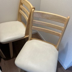 ダイニングチェア2脚
