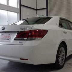 【自社ローン】🚘クラウンロイヤル 2.5 HYBRID ロイヤルサルーン　🚘の画像