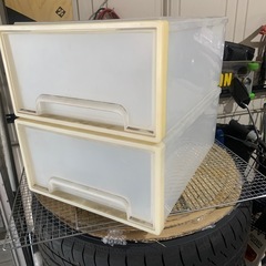 クリア収納ケース2ケ　used