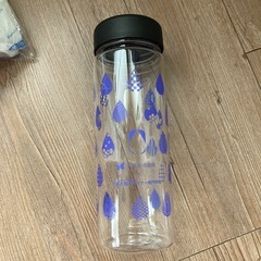 新品未使用 箱入り ウォーターボトル 水