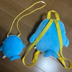 イルカのリュック　イルカのポーチの画像