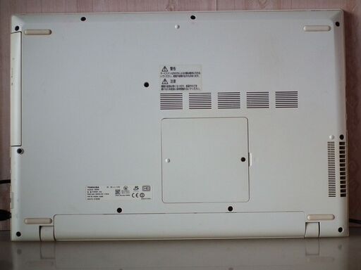 【SSD240GB搭載WIN11Home 東芝 Dynabook T55/RW Core i3/ﾒﾓﾘ8GB/Office365】