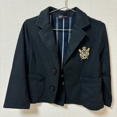 110サイズ　黒ジャケットの画像