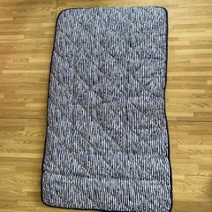 目立った傷汚れなし　フロアクッション　自宅まで取りに来れる方のみ　寝具　キッズ　ベビーの画像