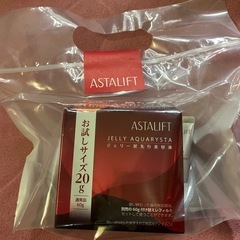 アスタリフトジェリーアクアリスタ(UVクリア美容液化粧下地付き)