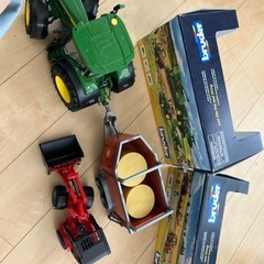 ブルーダー✴︎トラクターはたらく車　ジャンク品の画像