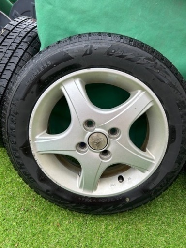 スタットレスタイヤ   155/65R14