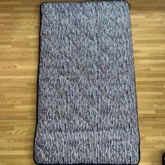 少し汚れあり　フロアクッション　　寝具　自宅まで取りに来れる方の...