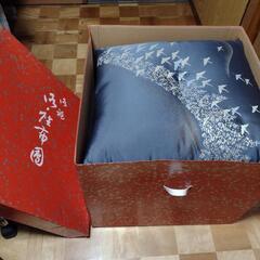 ５枚組　お客様用座布団未使用品
