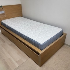 【さらに値下げ】シングルベッドIKEA MALM