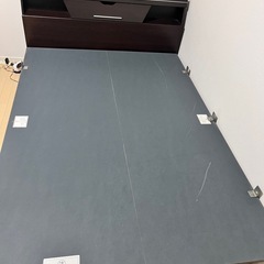 【受け取り者決定済み】跳ね上げ式　ダブルベッド　フレームのみ