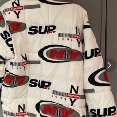 シュプリームジャケットの画像