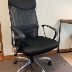 ワークチェア　ニトリ