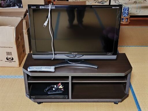 テレビ、テレビ台、DVDプレーヤー 3点セット