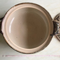 【未使用・美品】伊賀焼の土鍋　直径約32cm ビールジョッキ2個おまけ付きの画像